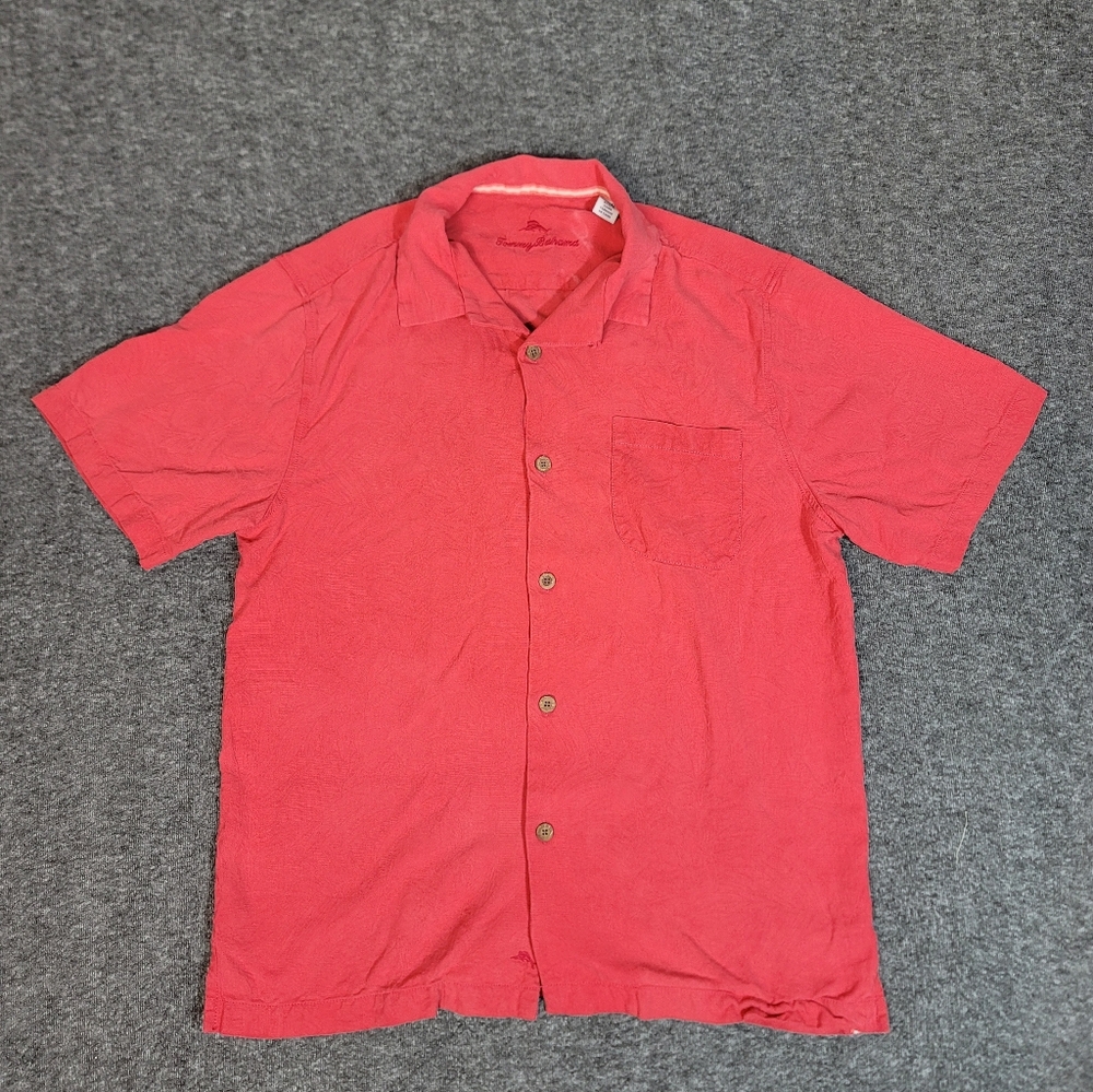 Tommy Bahama 100% Silk Camp Shirt Hawaiians Men M Red Button Front Island Resort